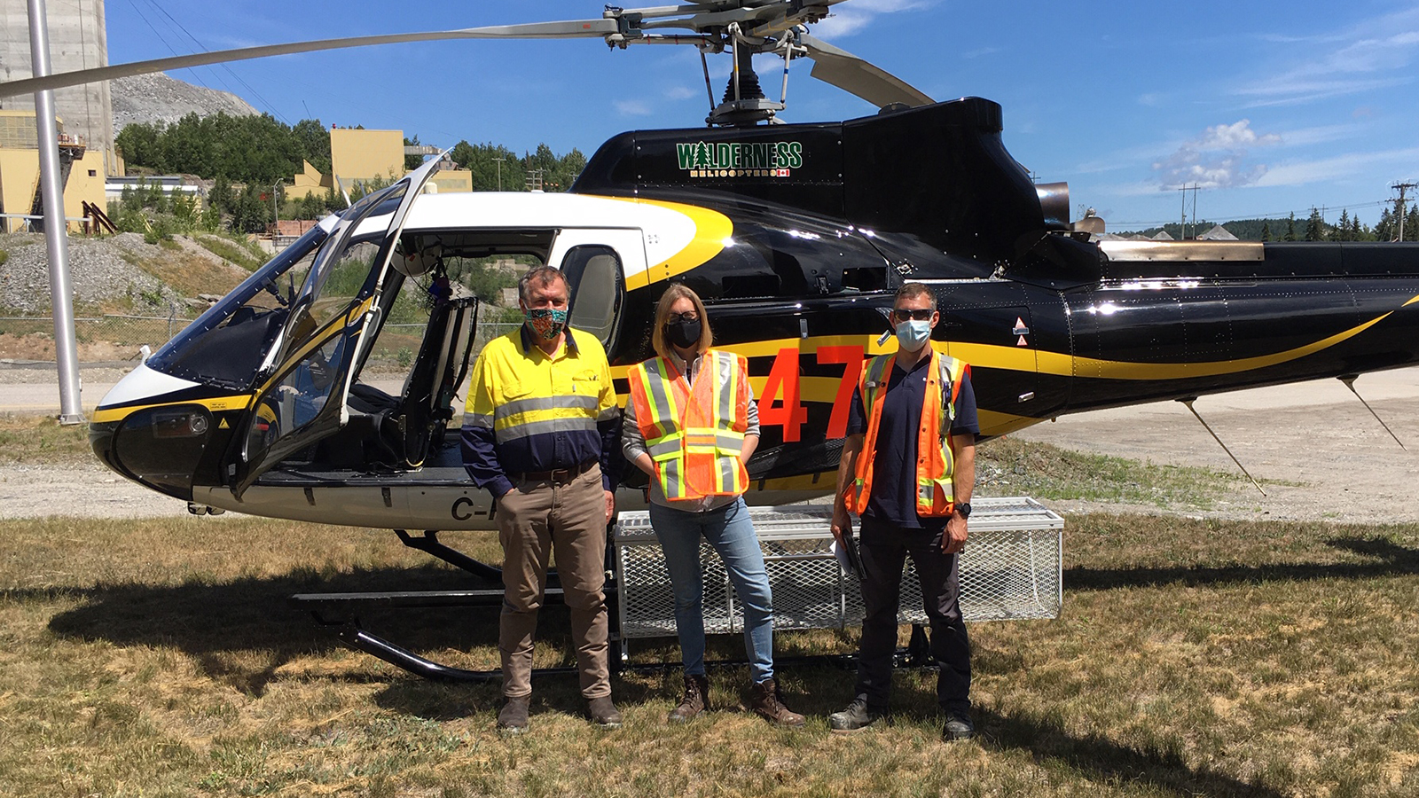Mark Bristow (left) and North America chief operating officer Catherine Raw (centre), visit the Hemlo operation in Canada.