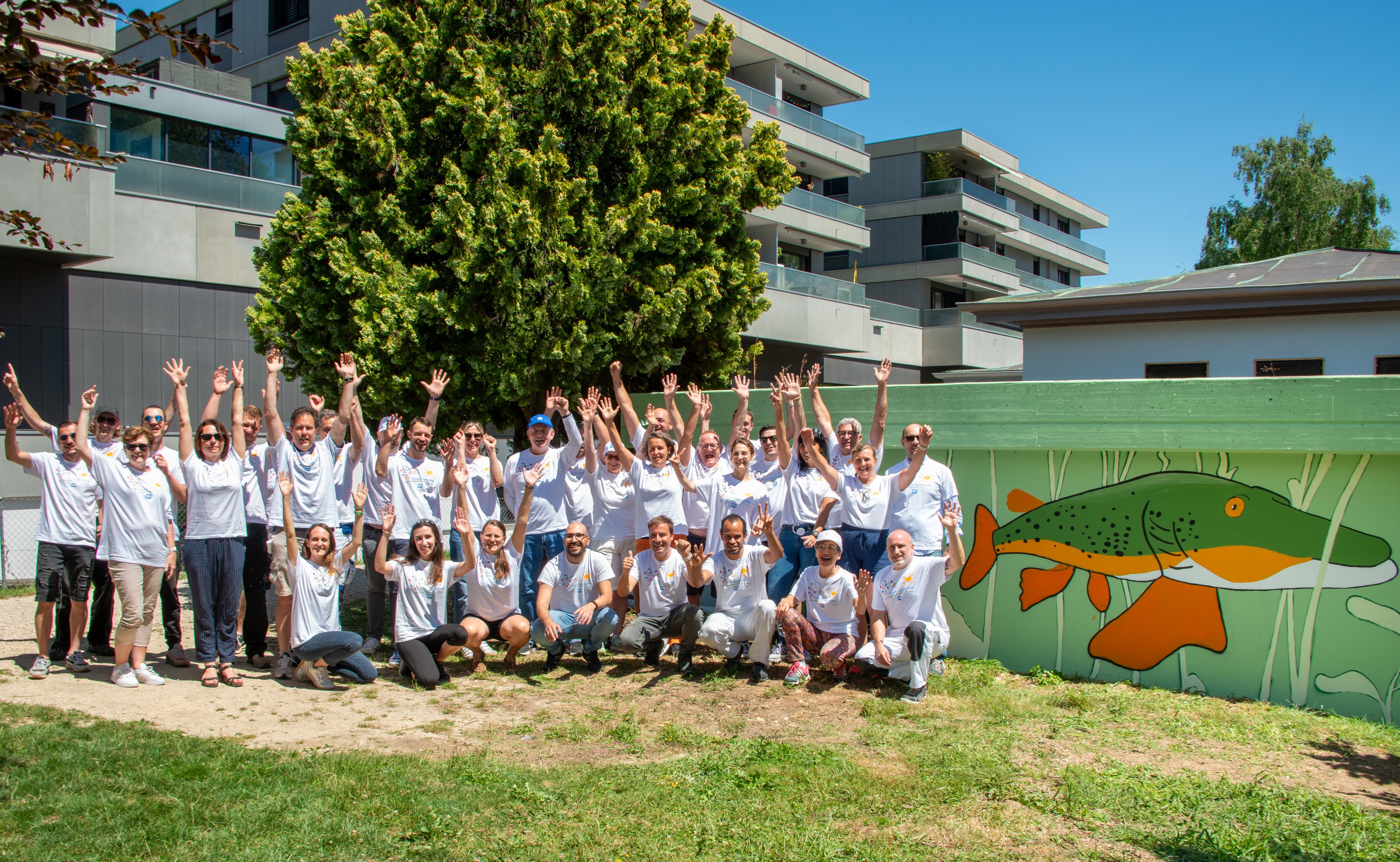 PPG volunteers have completed a COLORFUL COMMUNITIES® that helped revitalize a municipal building and the surrounding area in Rolle, Switzerland.