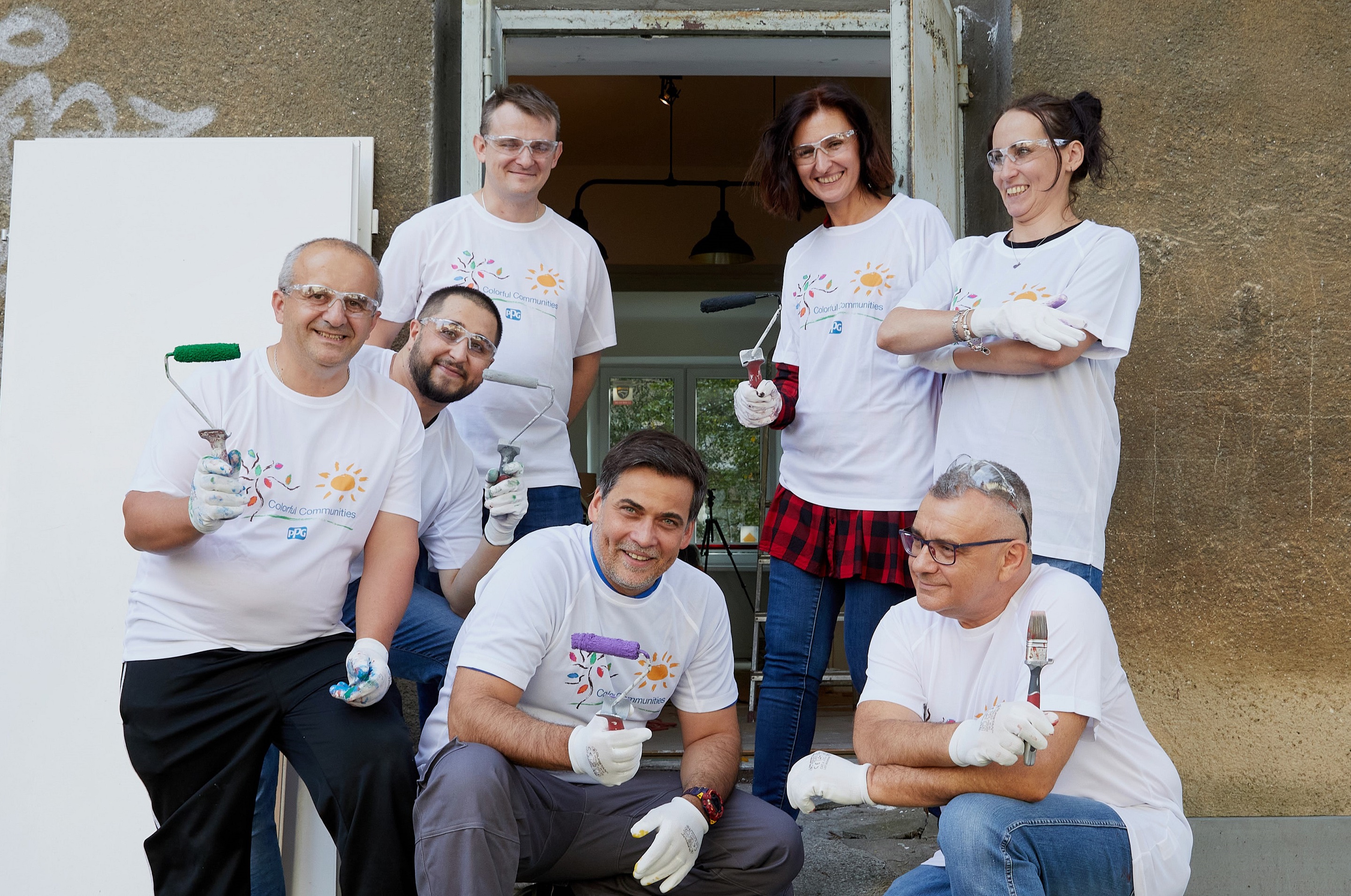 PPG volunteers carried out a COLORFUL COMMUNITIES® project to revitalize the Institute for the Deaf in Warsaw.
