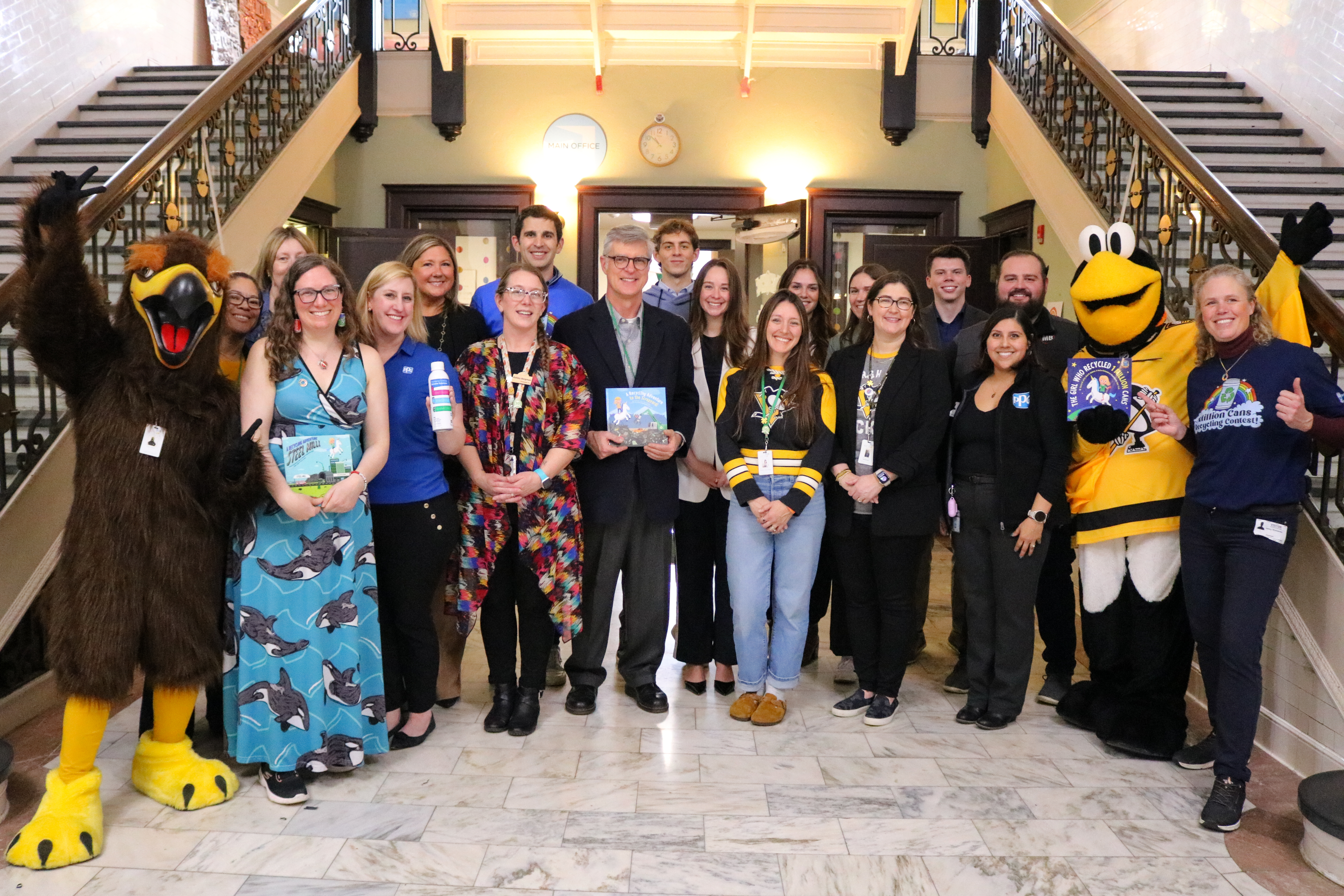 In honor of Global Recycling Day, PPG, the Pittsburgh Penguins, Can Manufacturers Institute (CMI), The Recycling Society and Michael Brothers Companies held a pep rally for Pittsburgh-based second graders at Environmental Charter School (ECS) to celebrate their progress in the Million Cans Recycling Contest.