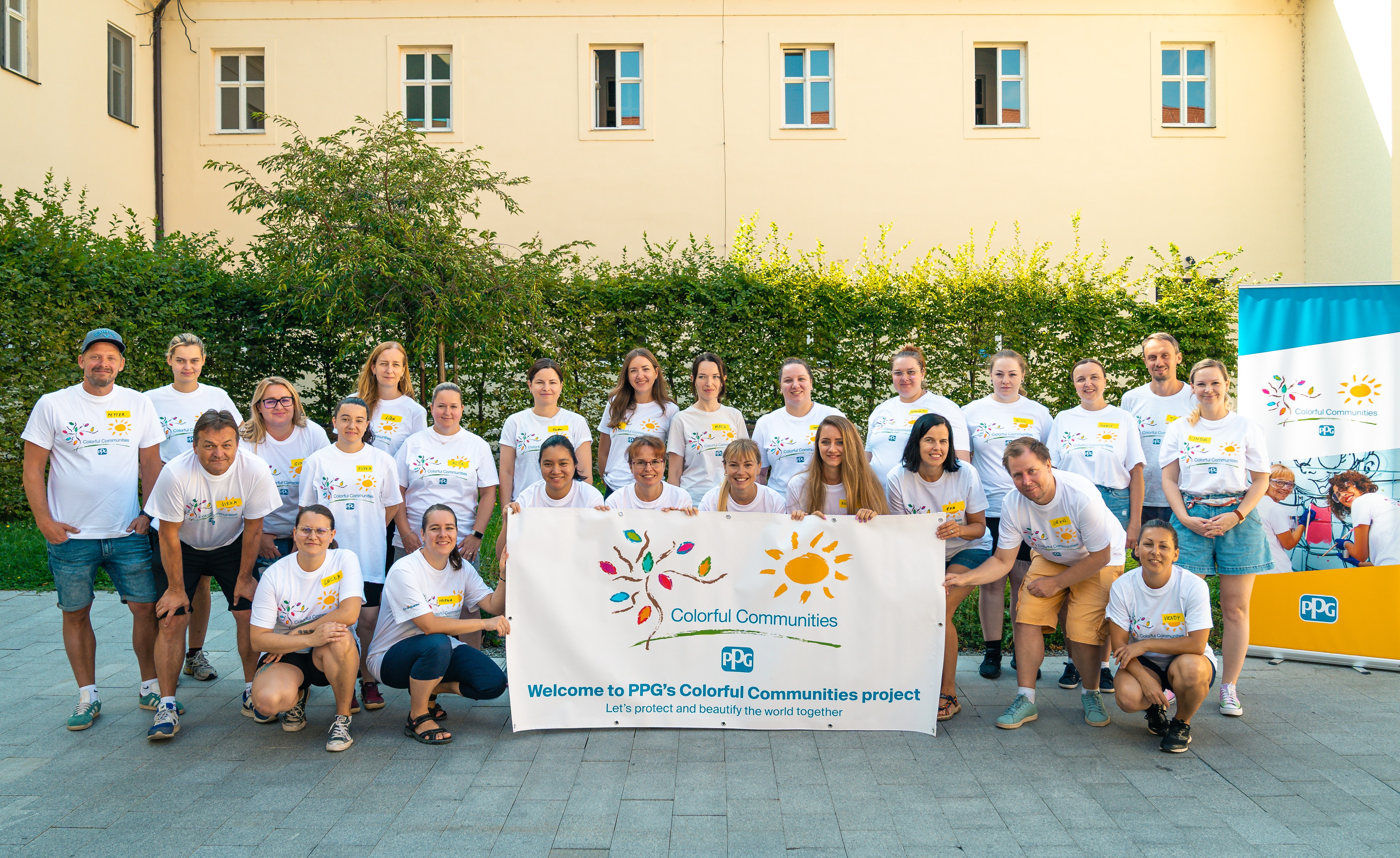 PPG volunteers recently completed a COLORFUL COMMUNITIES® project that revitalized the interior spaces of St. Elizabeth's Hospice (Hospic sv. Alžběty) in Brno, Czechia.