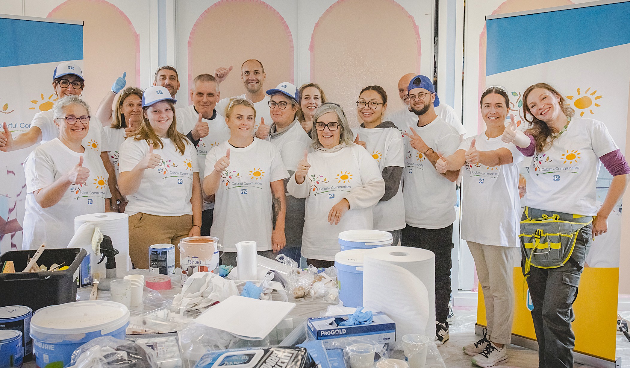  PPG volunteers recently completed a COLORFUL COMMUNITIES® project that transformed La Main Tendue, an organization supporting neurodivergent people in Gonfreville, France.
